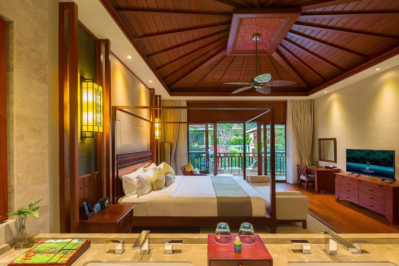 Villa Sanya Ocean Sonic Banling Hotspring Resort