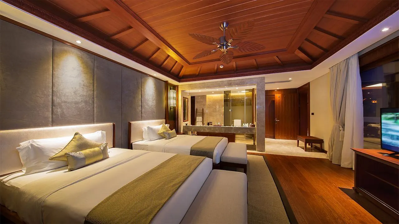 Sanya Ocean Sonic Banling Hotspring Resort